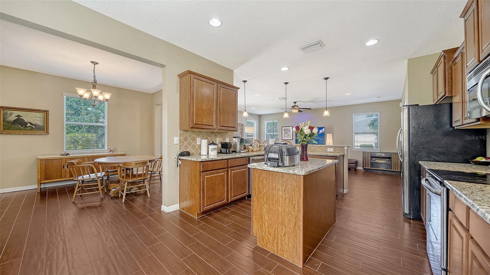 PALMER OAKS ESTATES - Residential