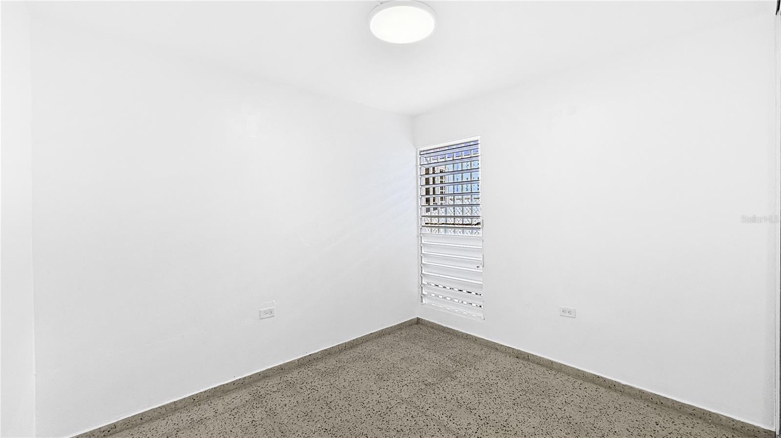 URB. JARDINES DE COUNTRY CLUB - Residential Lease