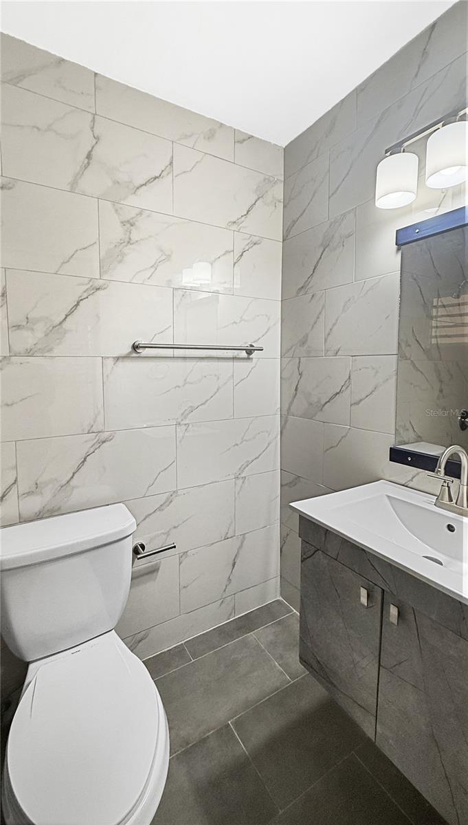 URB. JARDINES DE COUNTRY CLUB - Residential Lease