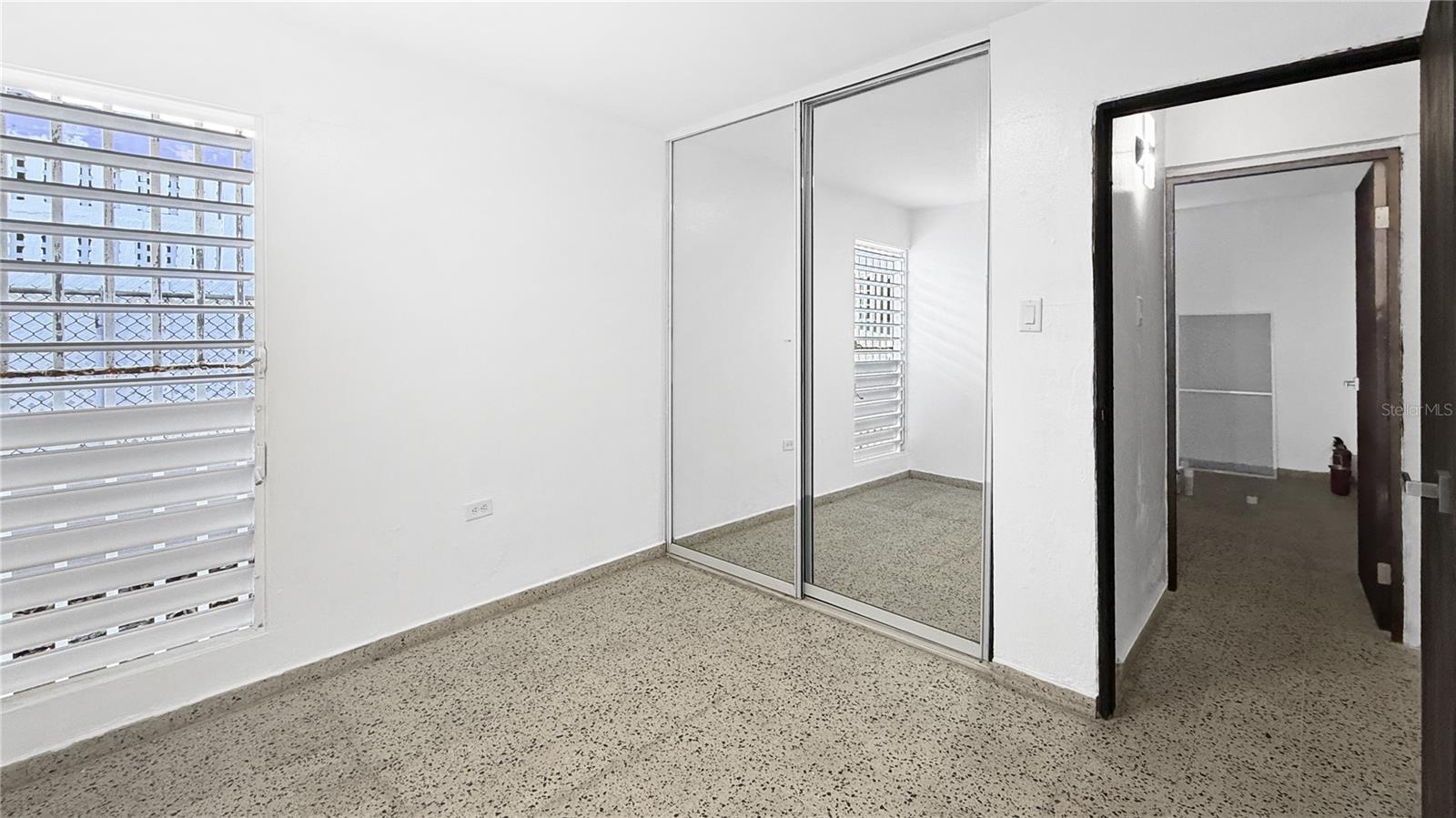 URB. JARDINES DE COUNTRY CLUB - Residential Lease