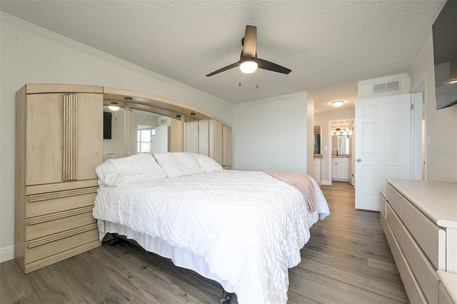 FAIRWIND SHORES CONDO - Residential