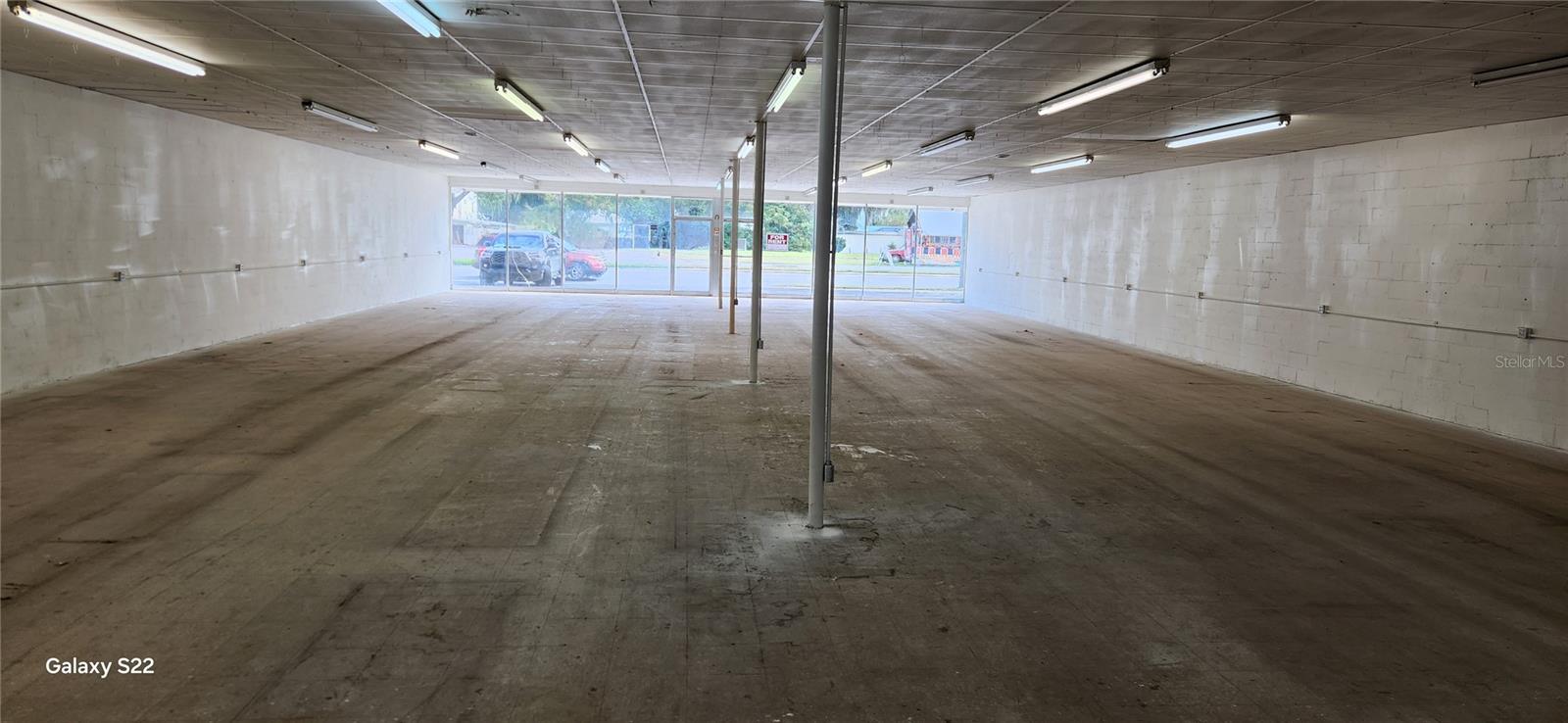 CRESCENT CITY - Commercial Sale