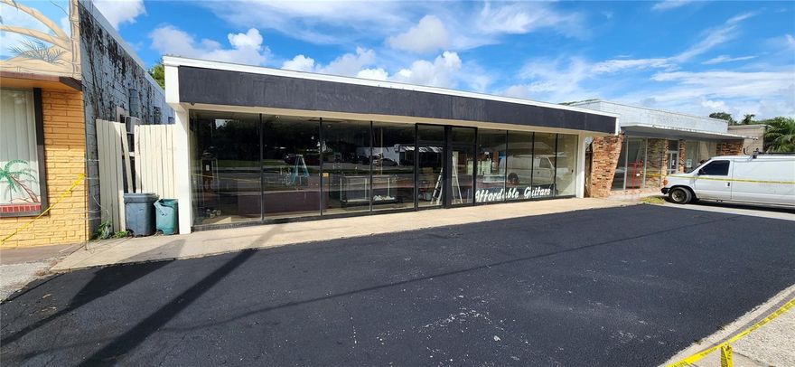 Discover the potential of this 7500 sq. ft. commercial property in the heart of Crescent City, FL!
Perfectly positioned for visibility and accessibility, this versatile space offers endless opportunities for entrepreneurs and established businesses alike. With its generous square footage, flexible layout, and prime location, the property can easily accommodate a wide range of business types—retail, office, service-based, or specialty use. Whether you're looking to launch a new venture or expand your current operations, this building provides the foundation for growth and success. Don’t miss the chance to transform this high-potential property into the thriving business hub you envision!