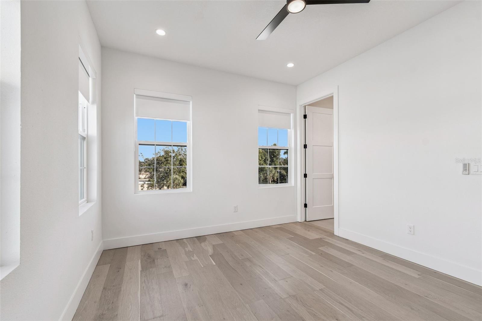 CANVAS WAD - Residential