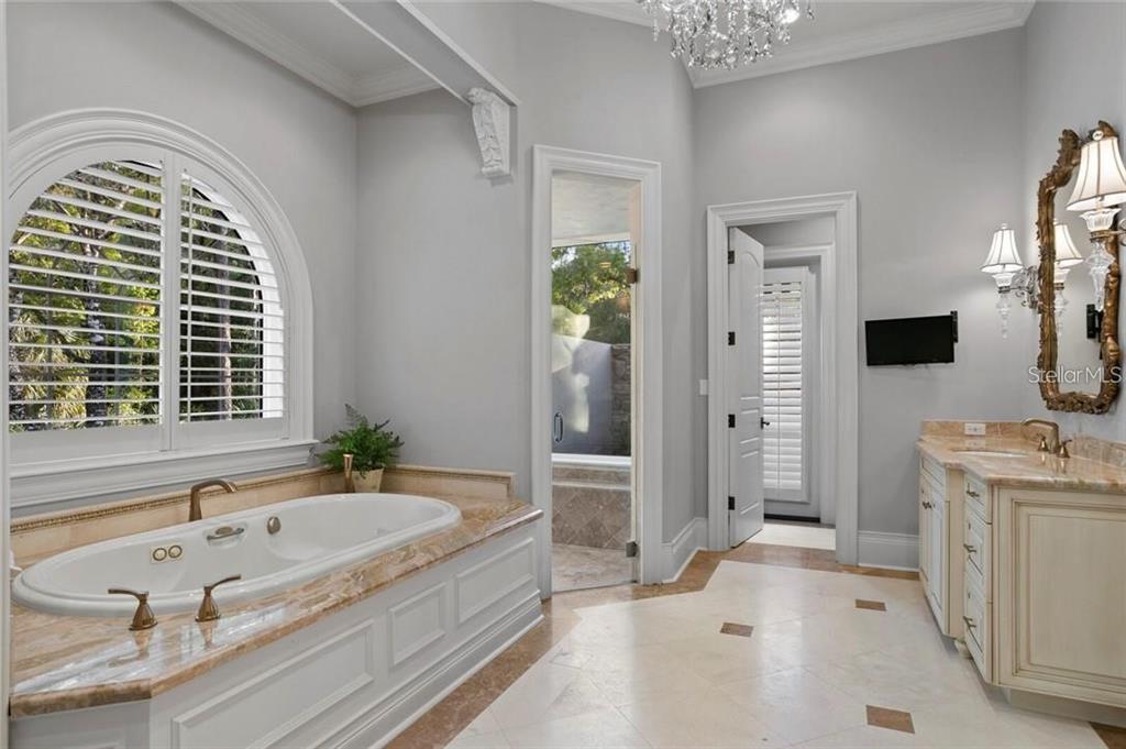 TAMPA PALMS - Residential