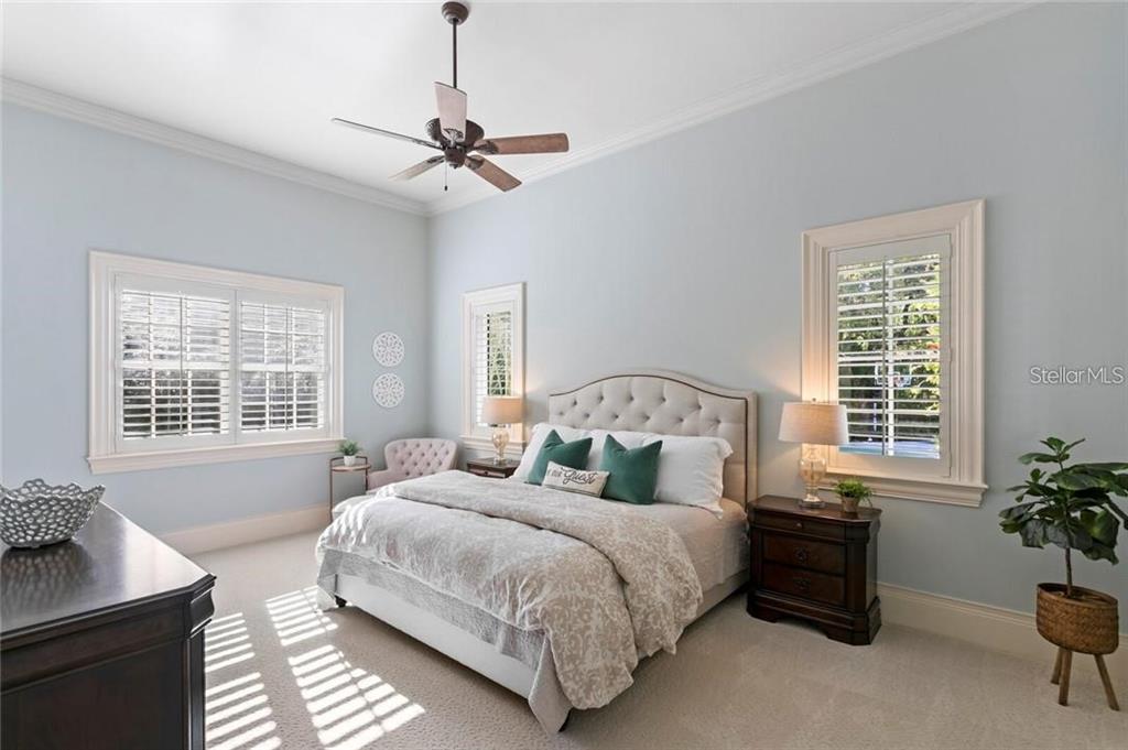 TAMPA PALMS - Residential