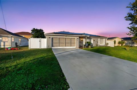 Photo of 338 Edgewood Court, Kissimmee, FL 34759 (MLS # O6385758)