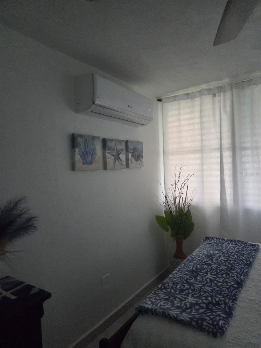 COND. PLAYAS DEL YUNQUE - Residential