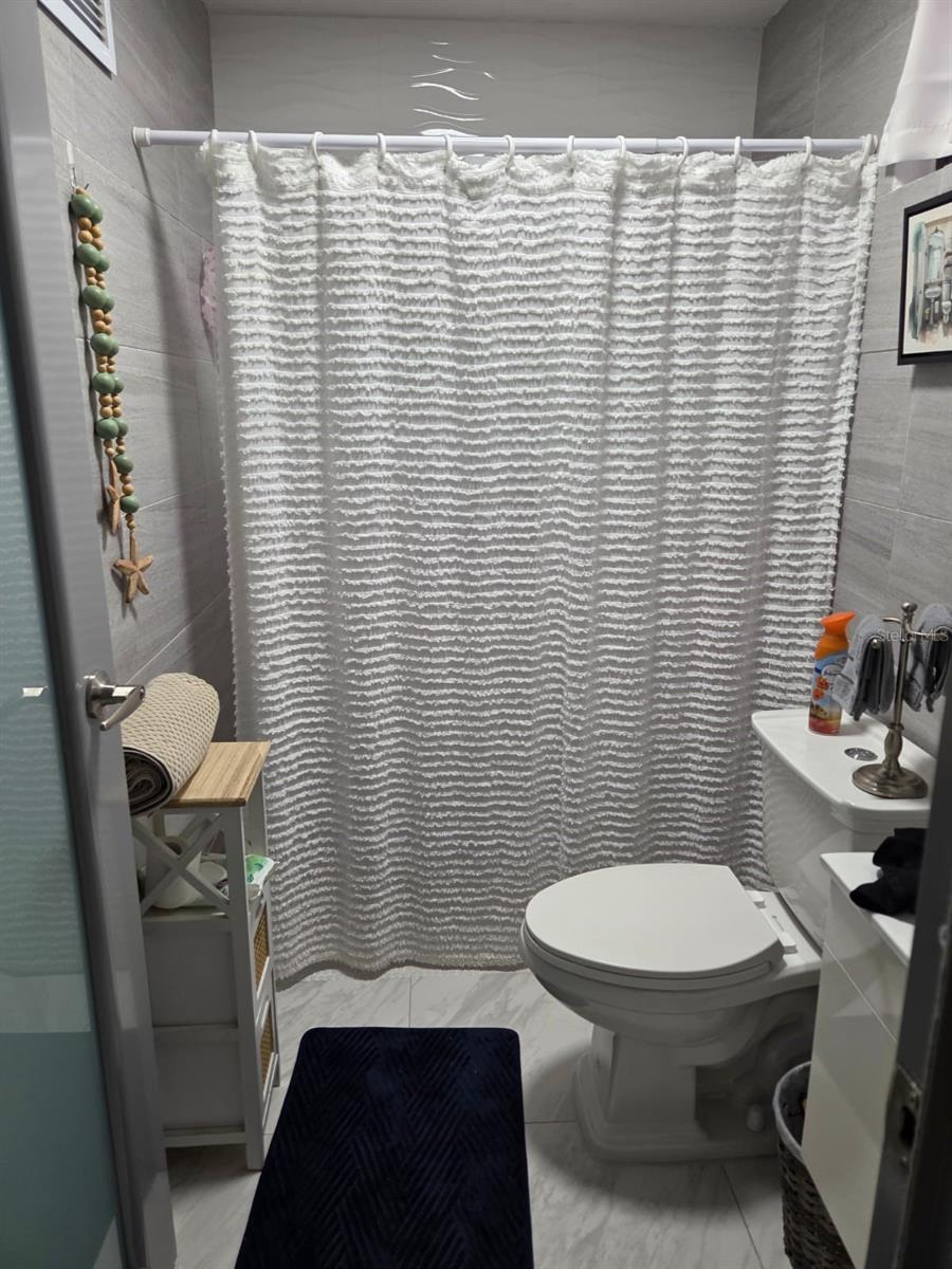 COND. PLAYAS DEL YUNQUE - Residential