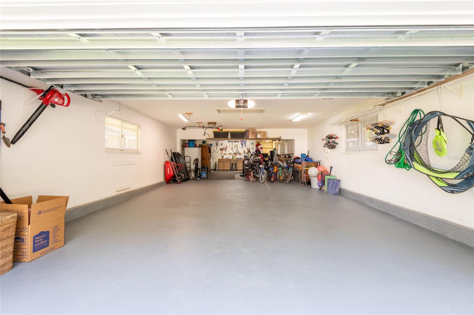 CASTLE WOODS - Residential