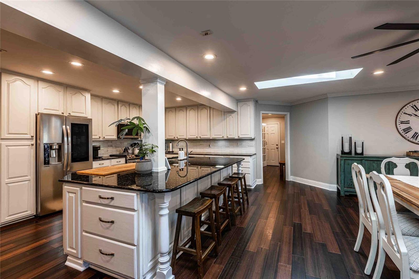 CASTLE WOODS - Residential