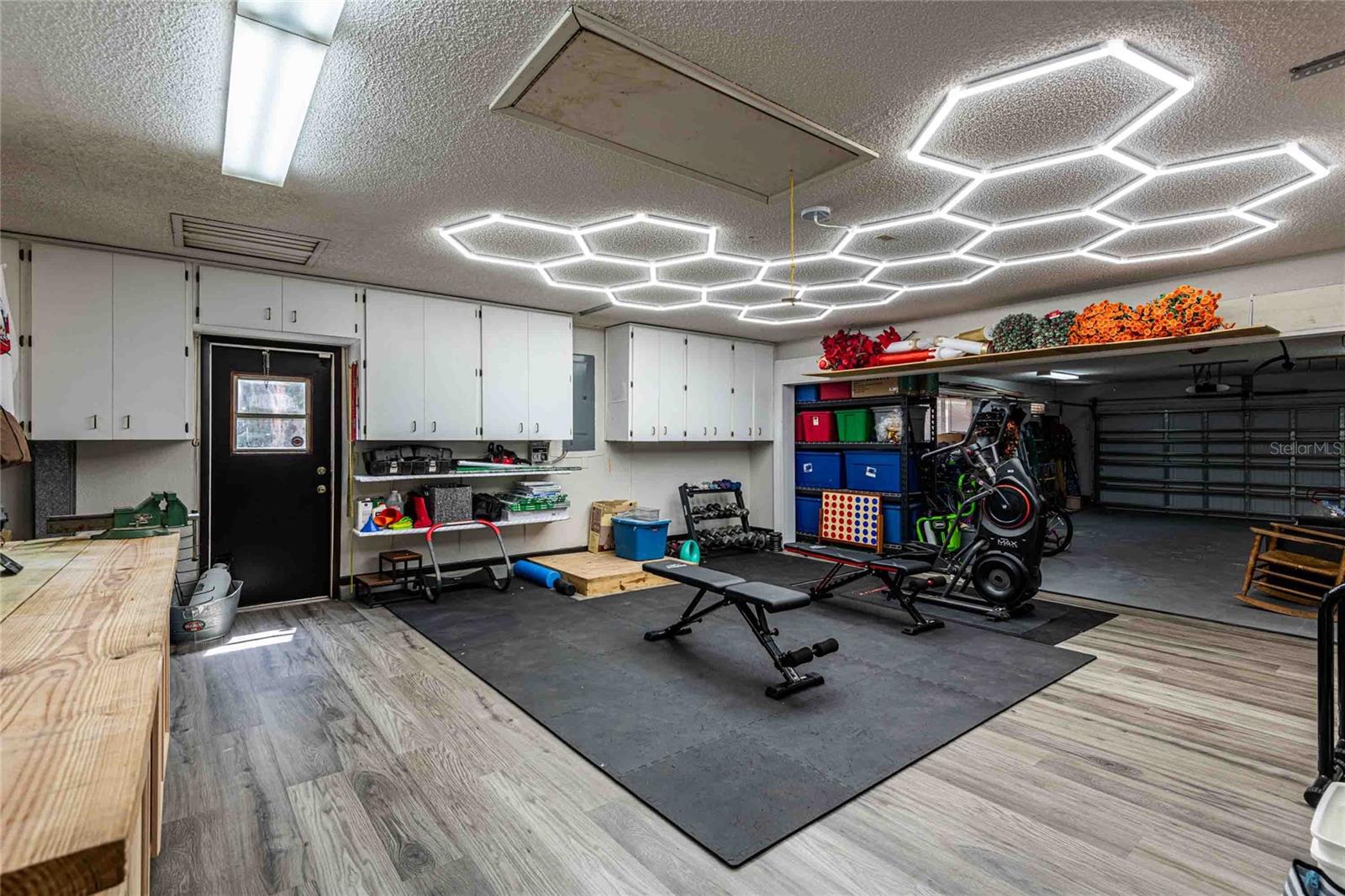 CASTLE WOODS - Residential