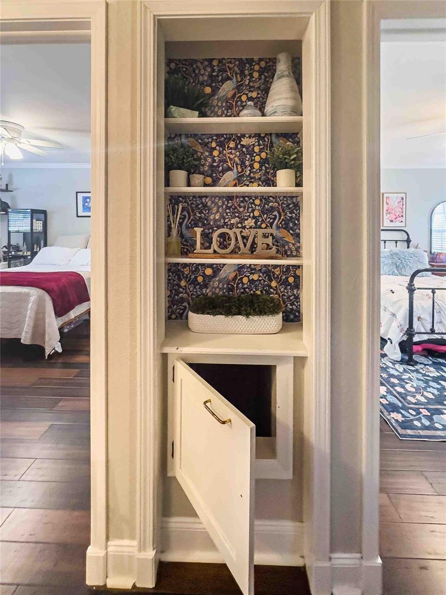 CASTLE WOODS - Residential