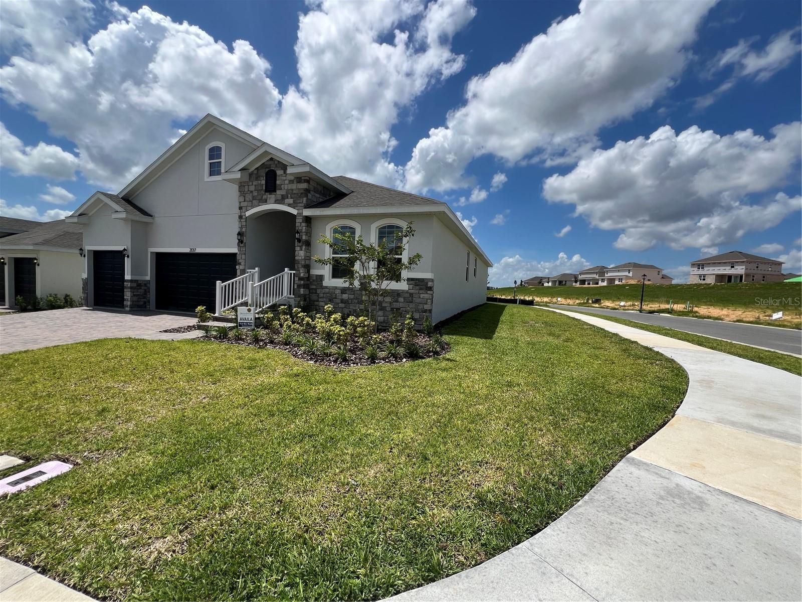 HILLS OF MINNEOLA - Residential