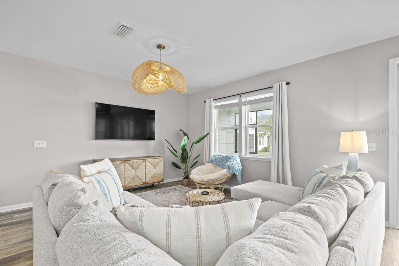 LOS LAGOS/MATANZAS SHORES I - Residential