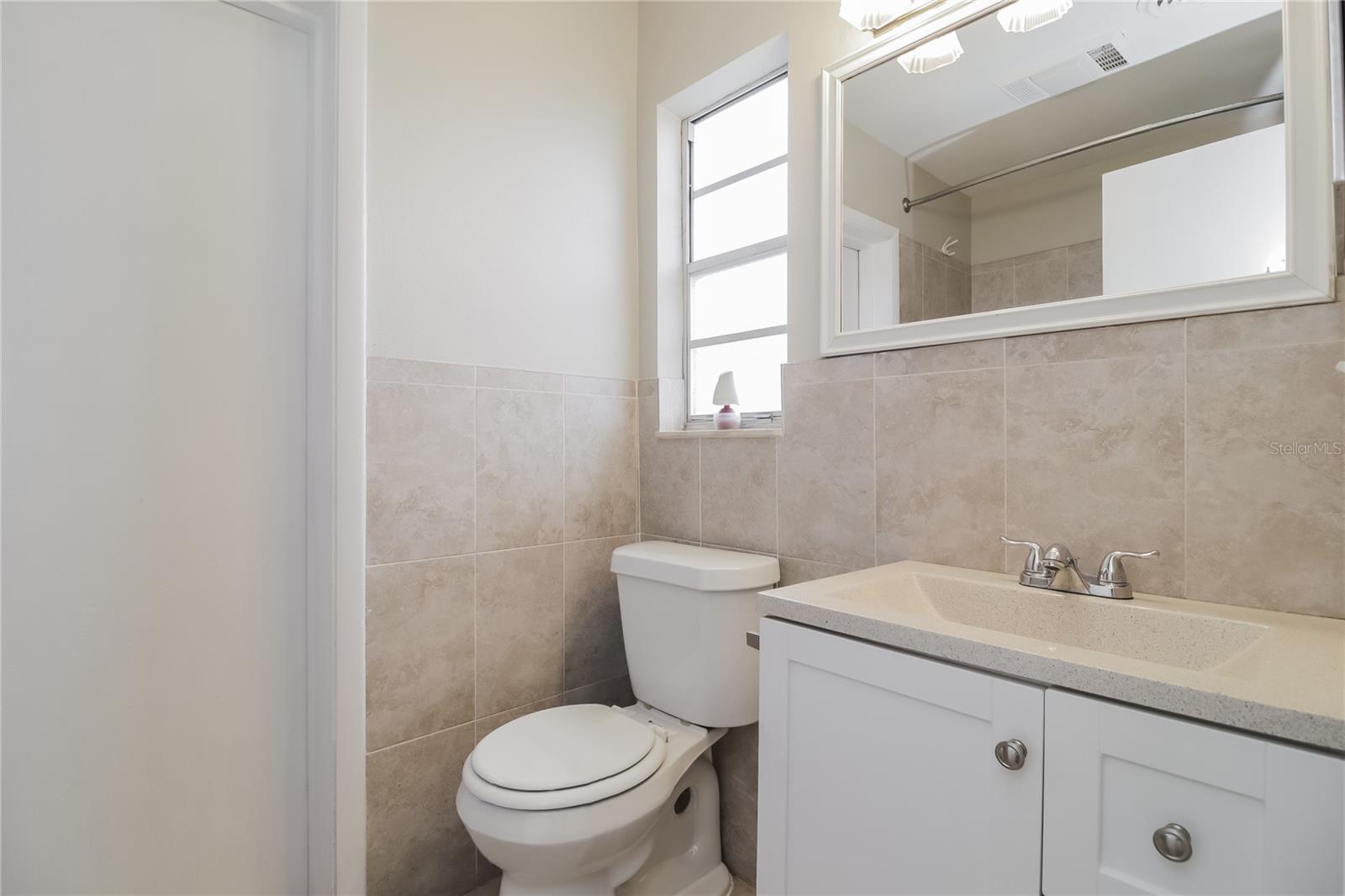 PARK MANOR ESTATES - Residential Lease