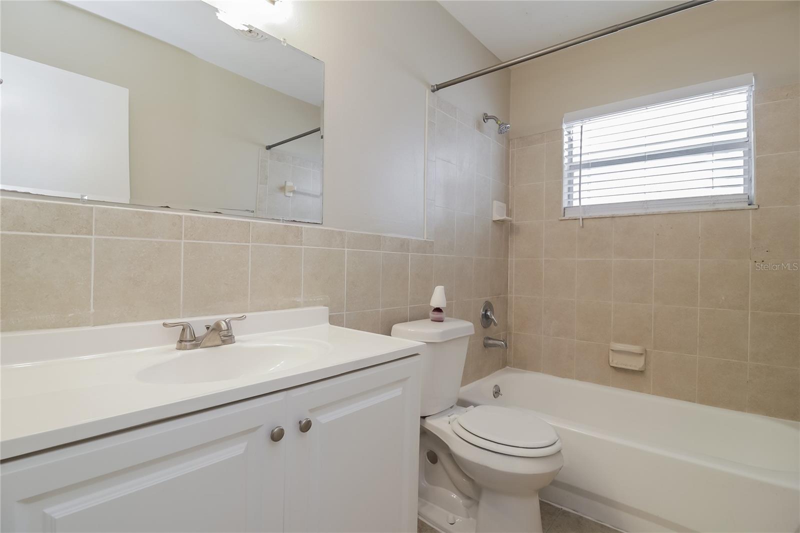 PARK MANOR ESTATES - Residential Lease
