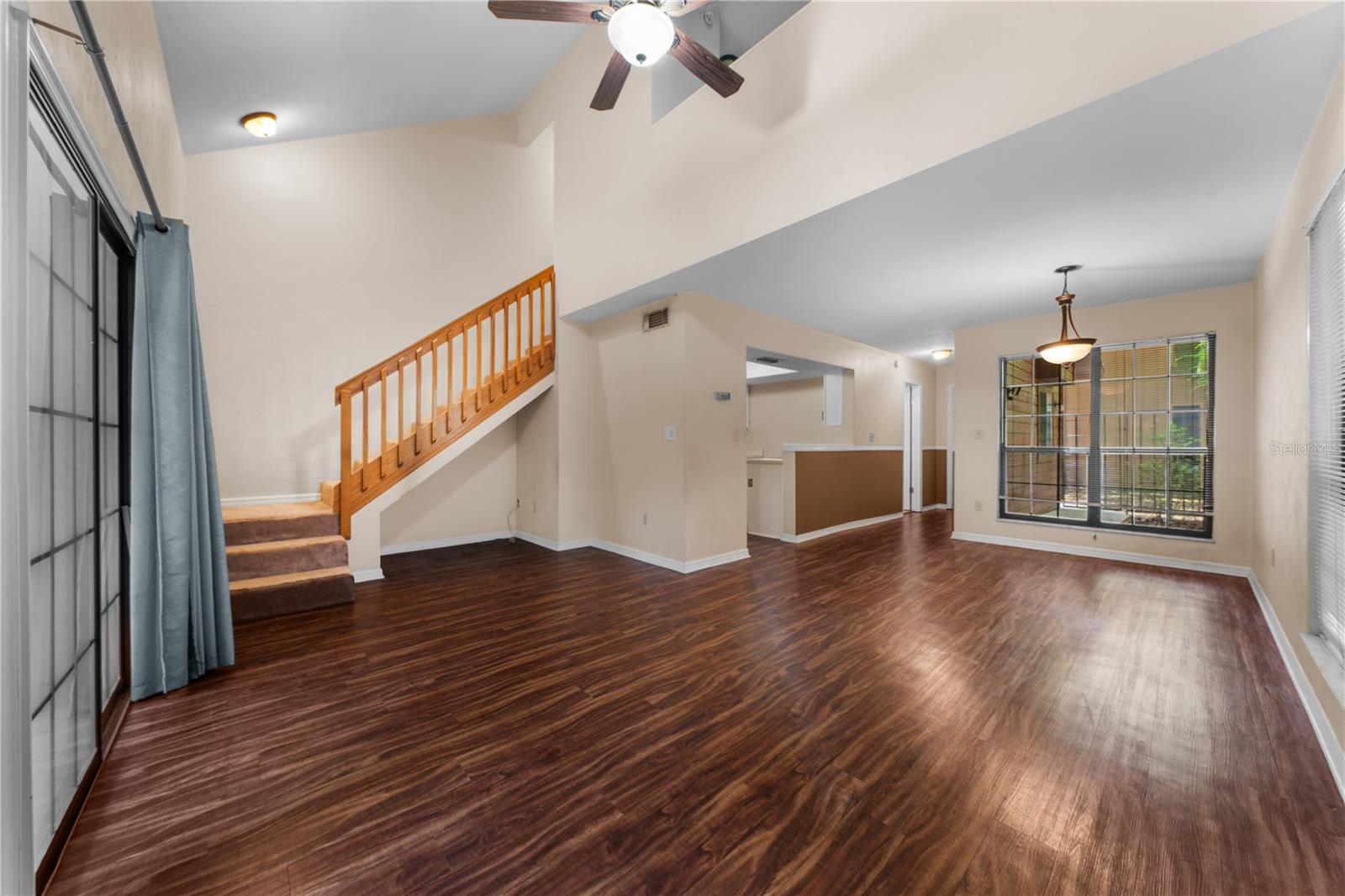 ROCKWOOD VILLAS - Residential