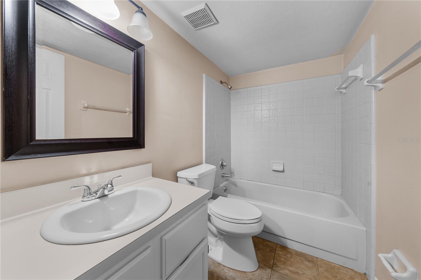 ROCKWOOD VILLAS - Residential