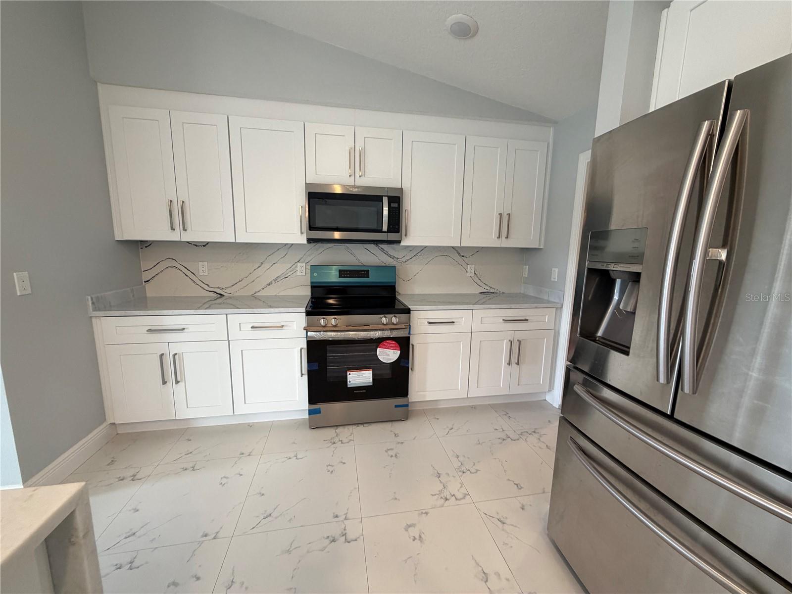 EDGEWATER ACRES UNIT 05 RESUB - Residential