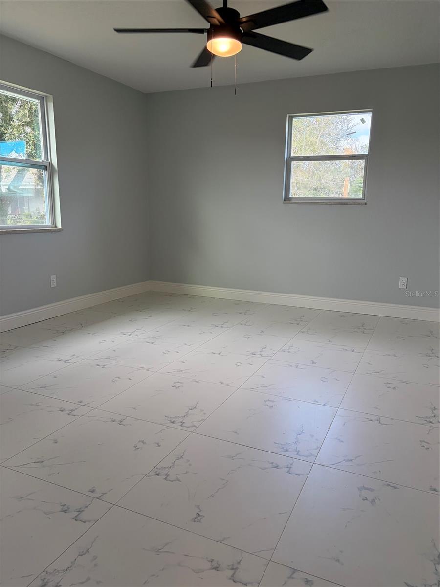 EDGEWATER ACRES UNIT 05 RESUB - Residential