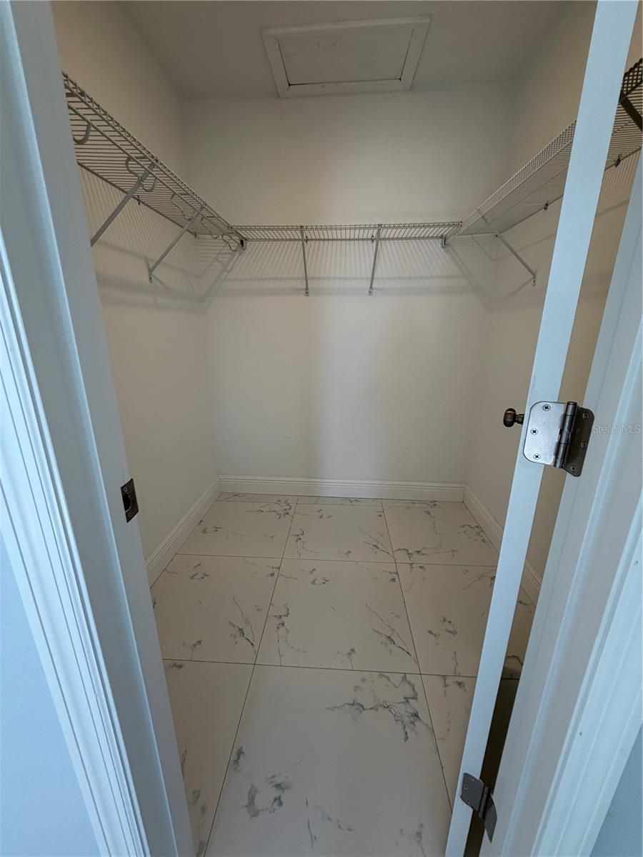 EDGEWATER ACRES UNIT 05 RESUB - Residential