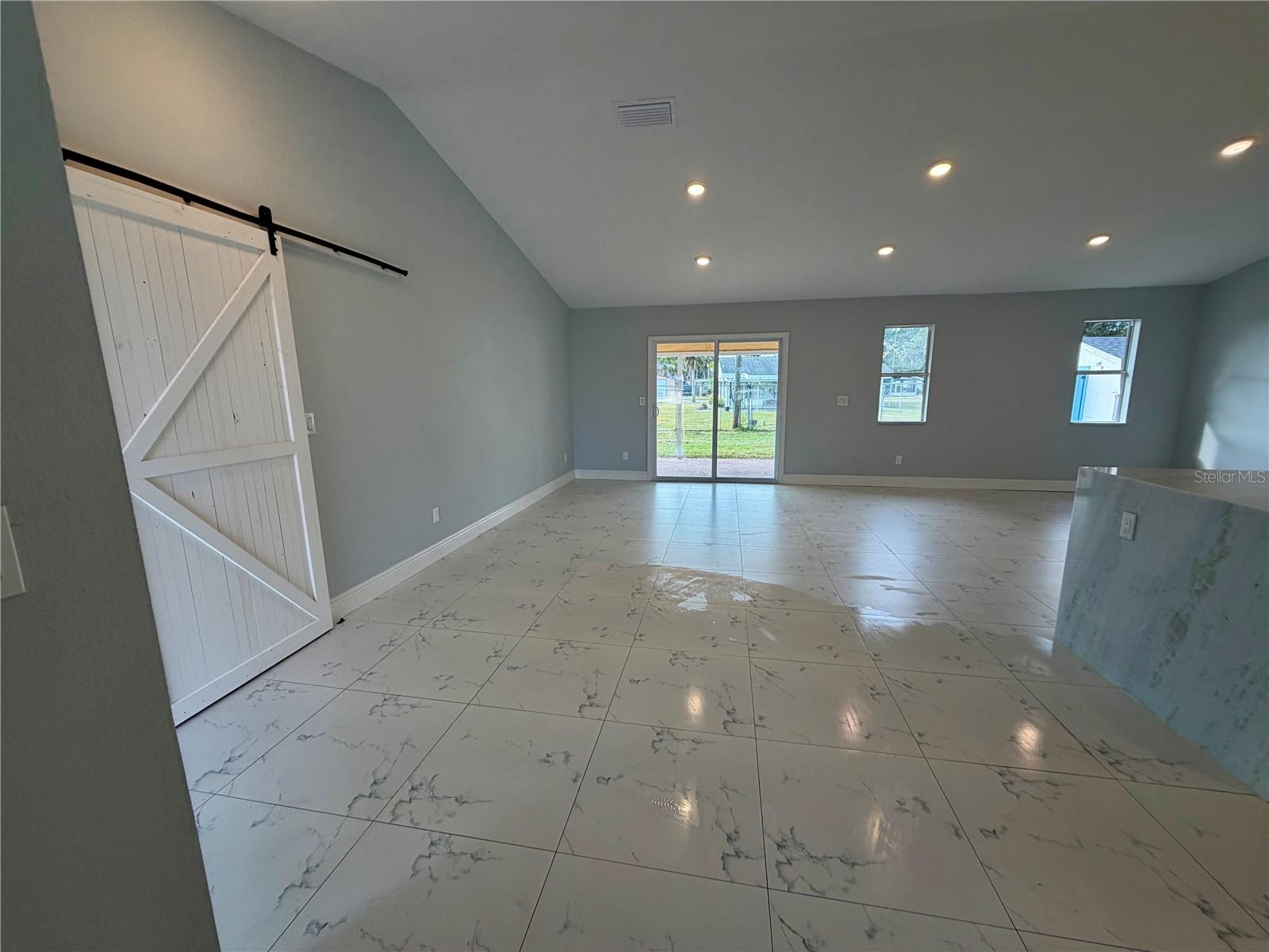 EDGEWATER ACRES UNIT 05 RESUB - Residential