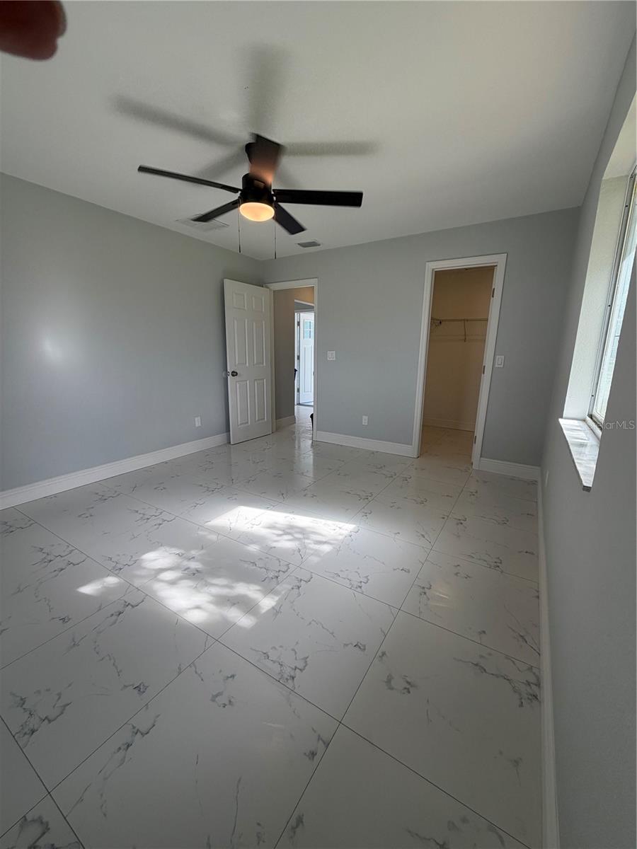 EDGEWATER ACRES UNIT 05 RESUB - Residential