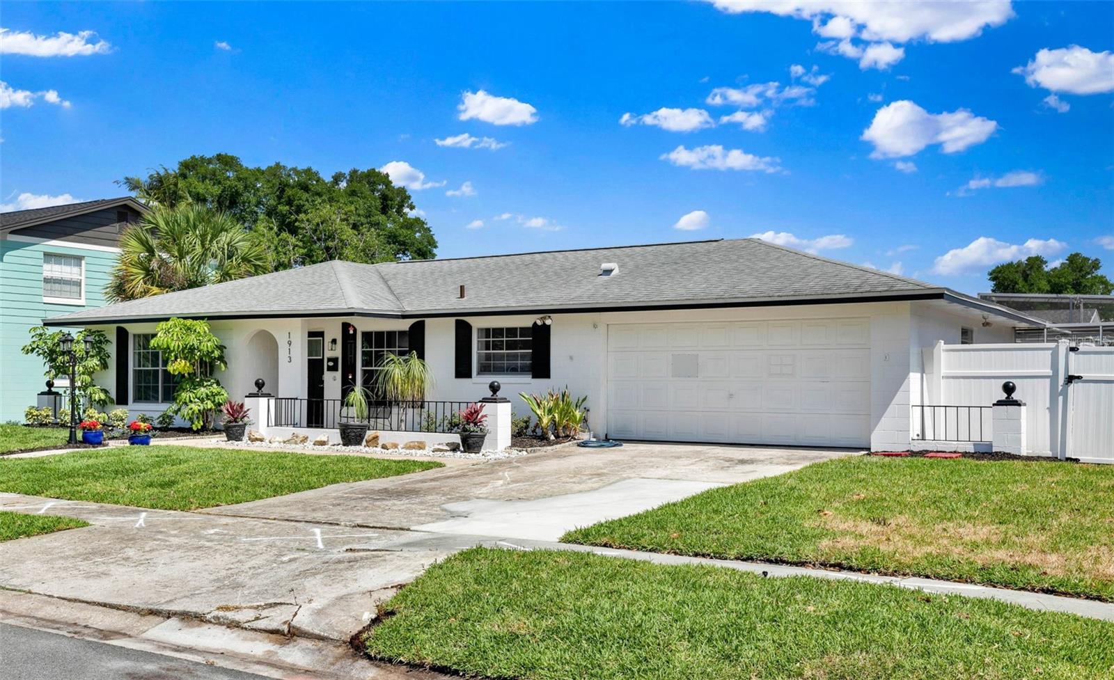 1913 POINSETTA LANE