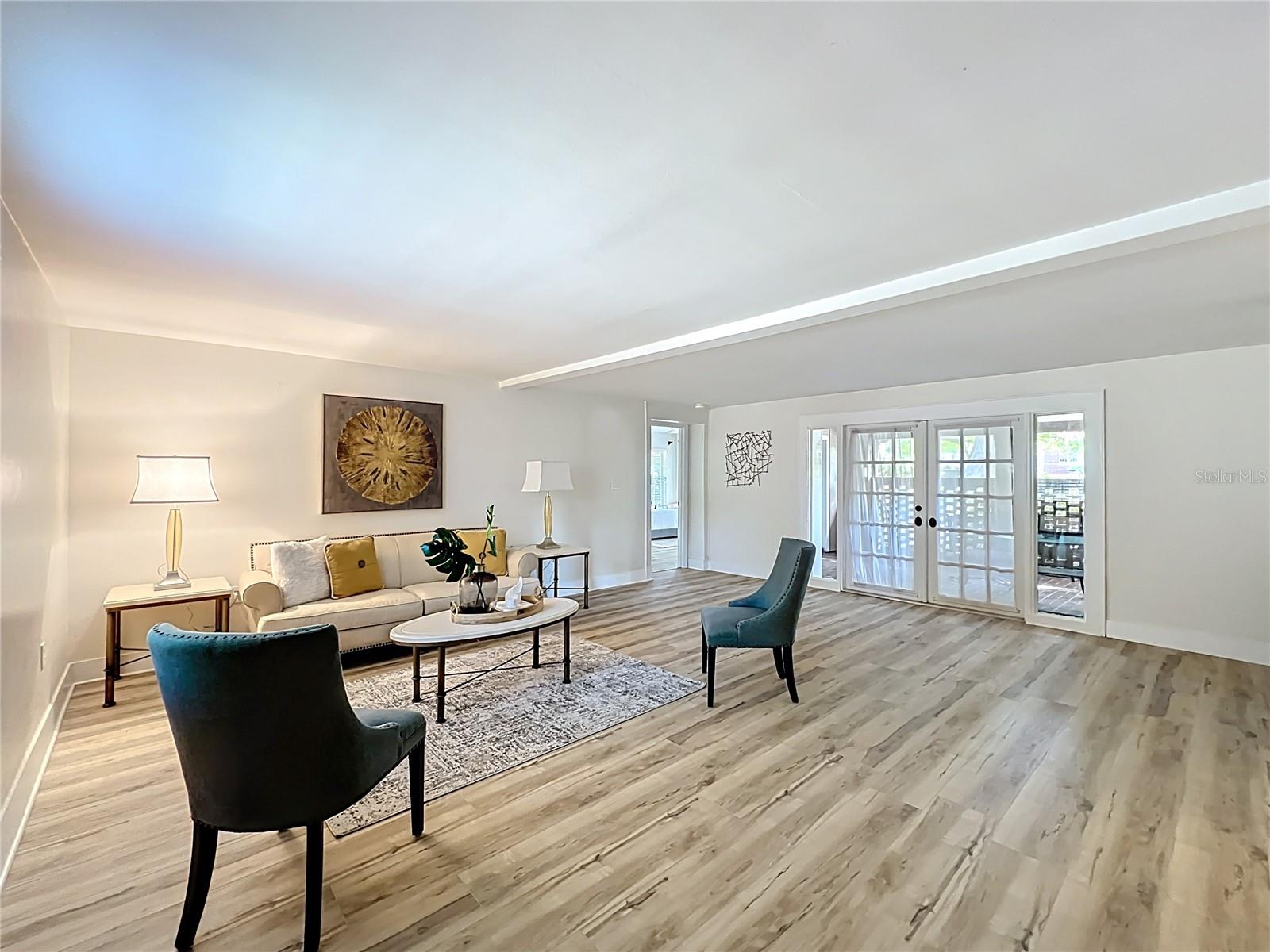 BEACON HILL - Residential