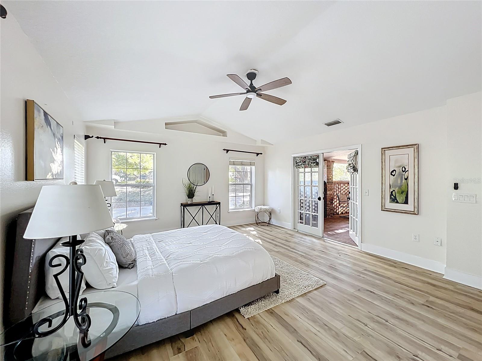 BEACON HILL - Residential