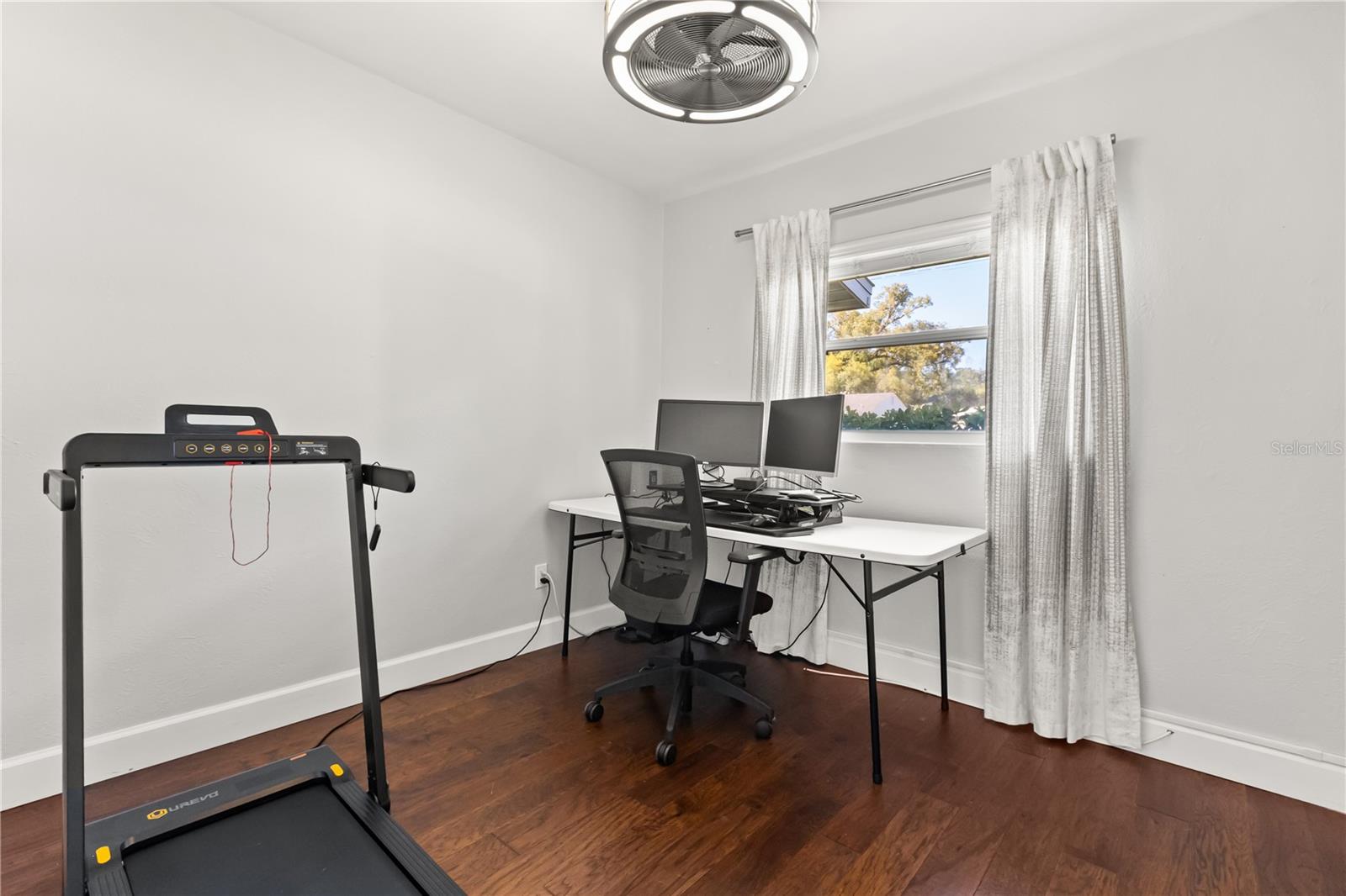 CHEROKEE MANOR - Residential