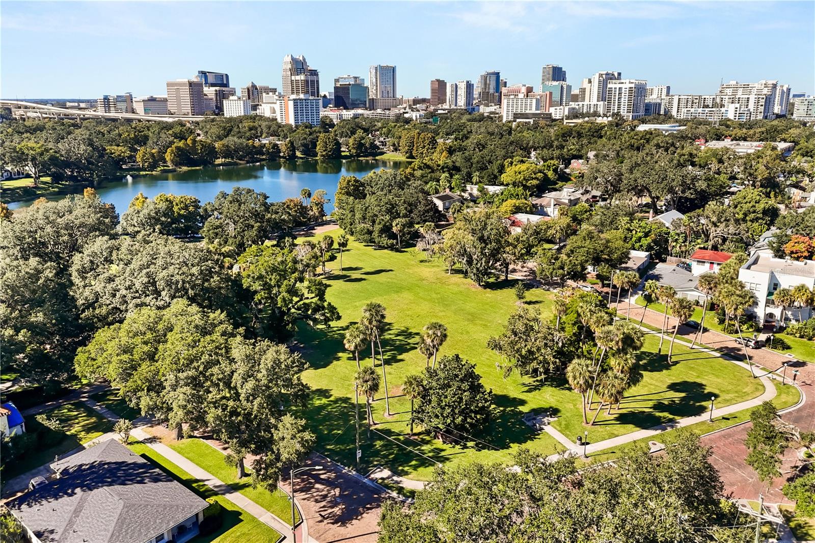 CHEROKEE MANOR - Residential