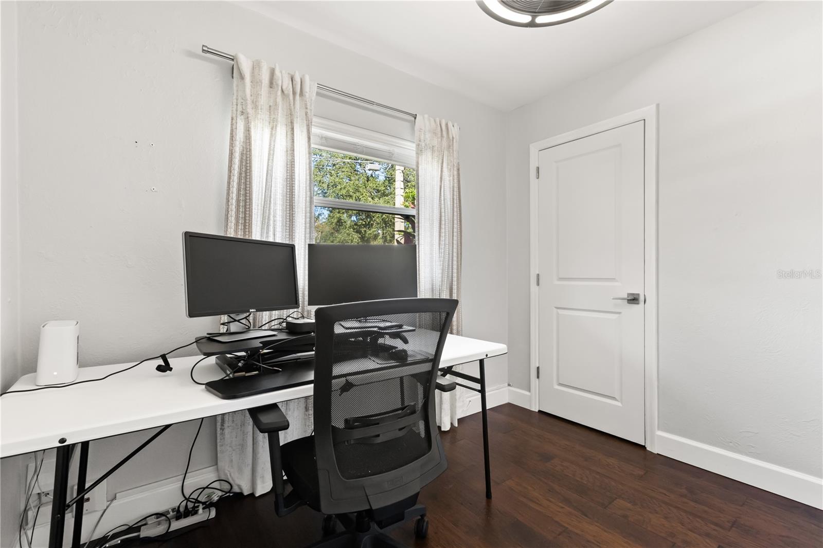 CHEROKEE MANOR - Residential