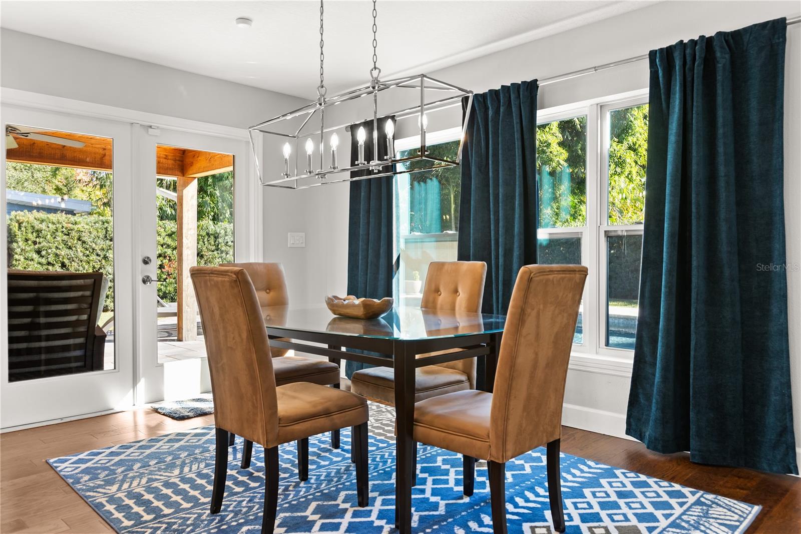 CHEROKEE MANOR - Residential