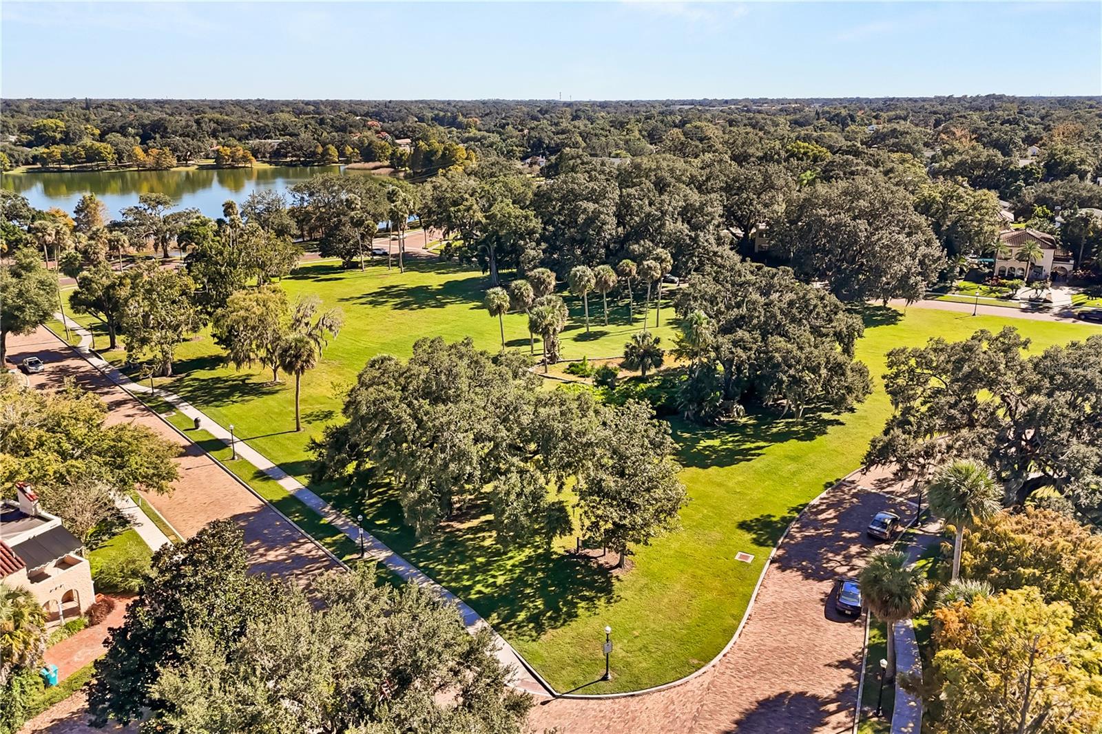 CHEROKEE MANOR - Residential