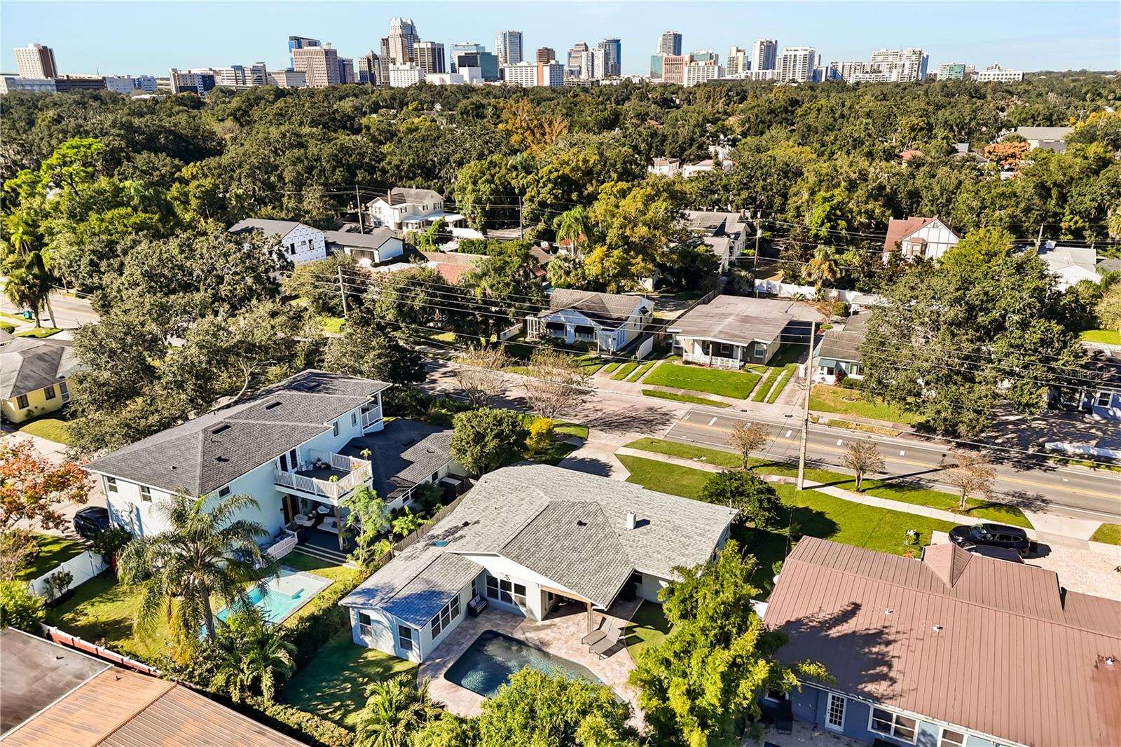 CHEROKEE MANOR - Residential