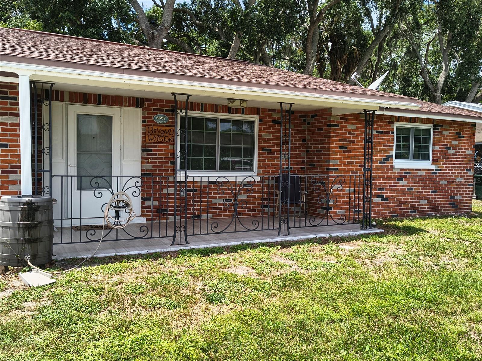 LAKEWOOD VILLAS - Residential