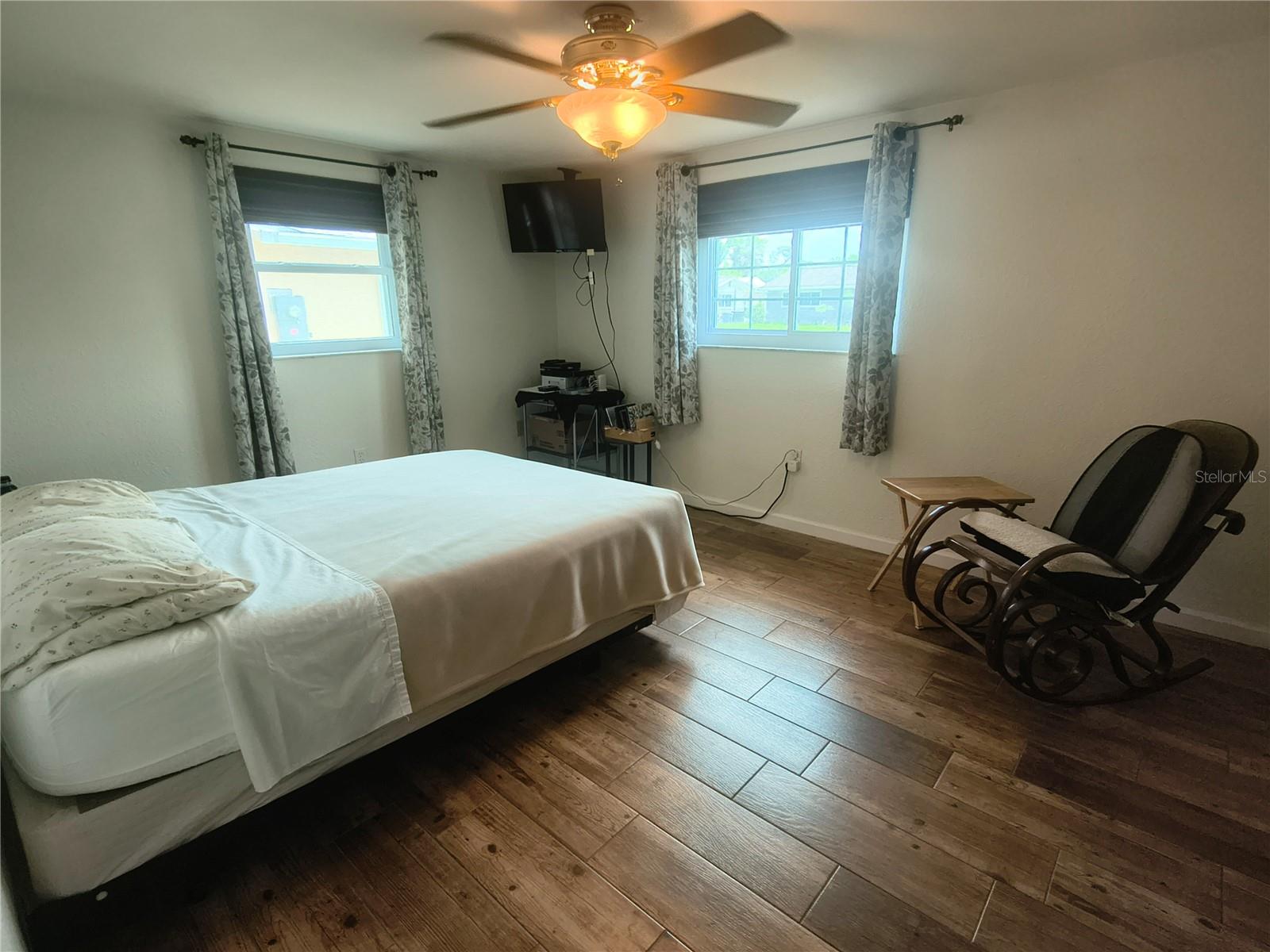 LAKEWOOD VILLAS - Residential