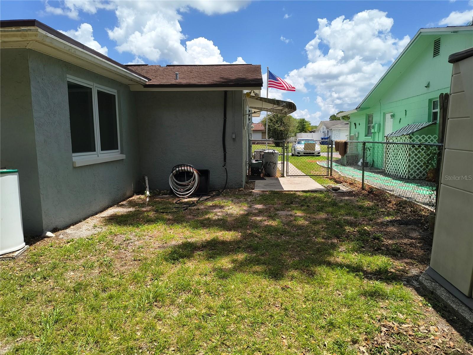 LAKEWOOD VILLAS - Residential