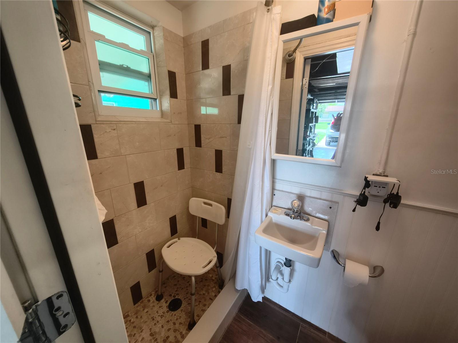 LAKEWOOD VILLAS - Residential