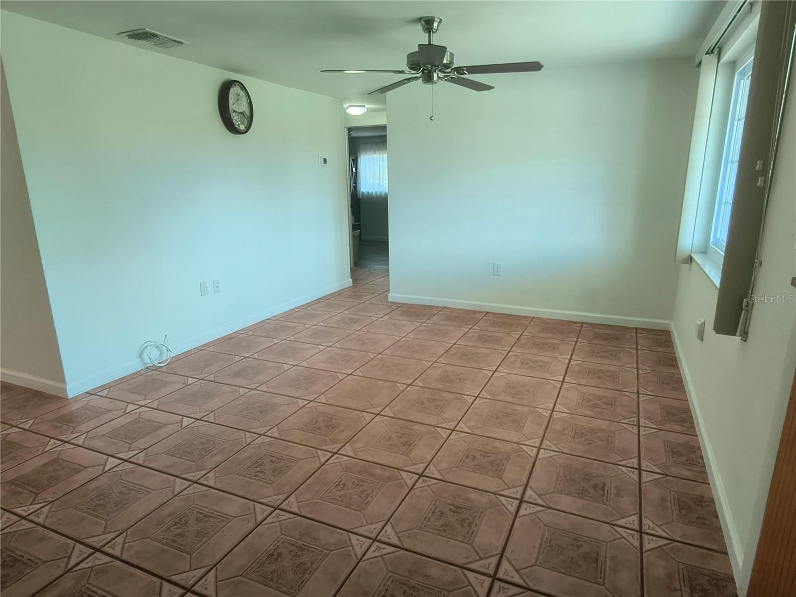 LAKEWOOD VILLAS - Residential