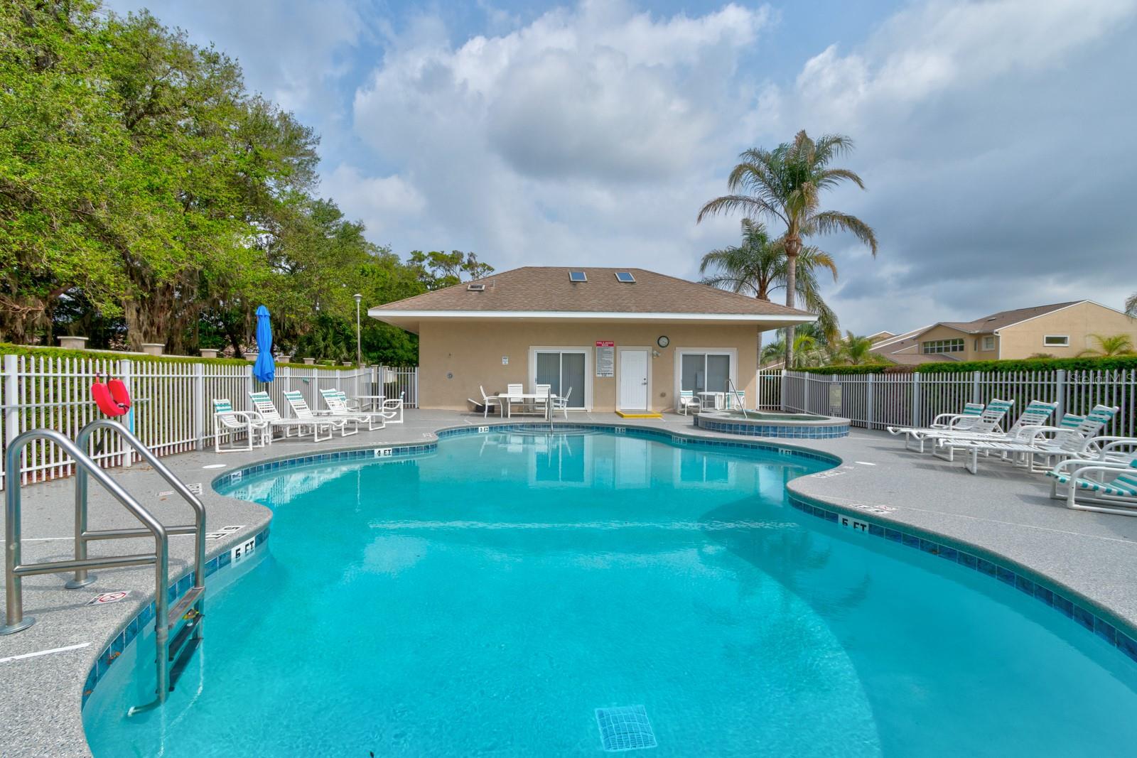 HAWKS COVE - Residential