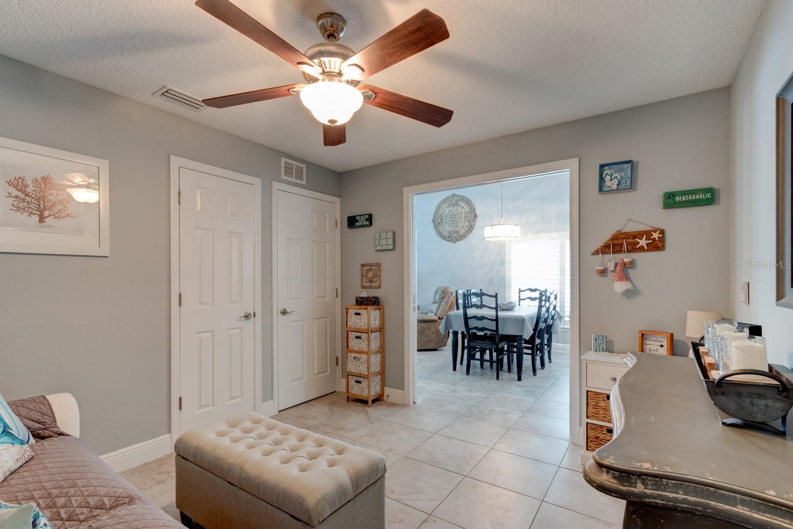 HAWKS COVE - Residential
