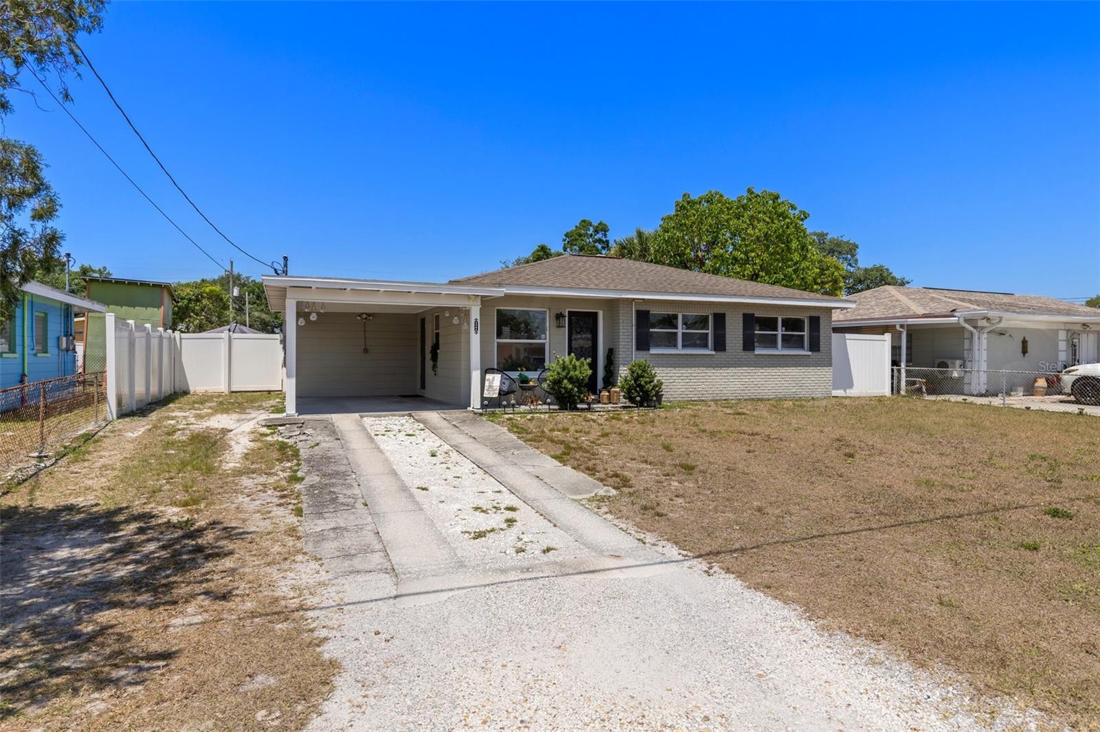 4906 N TAMPANIA AVENUE