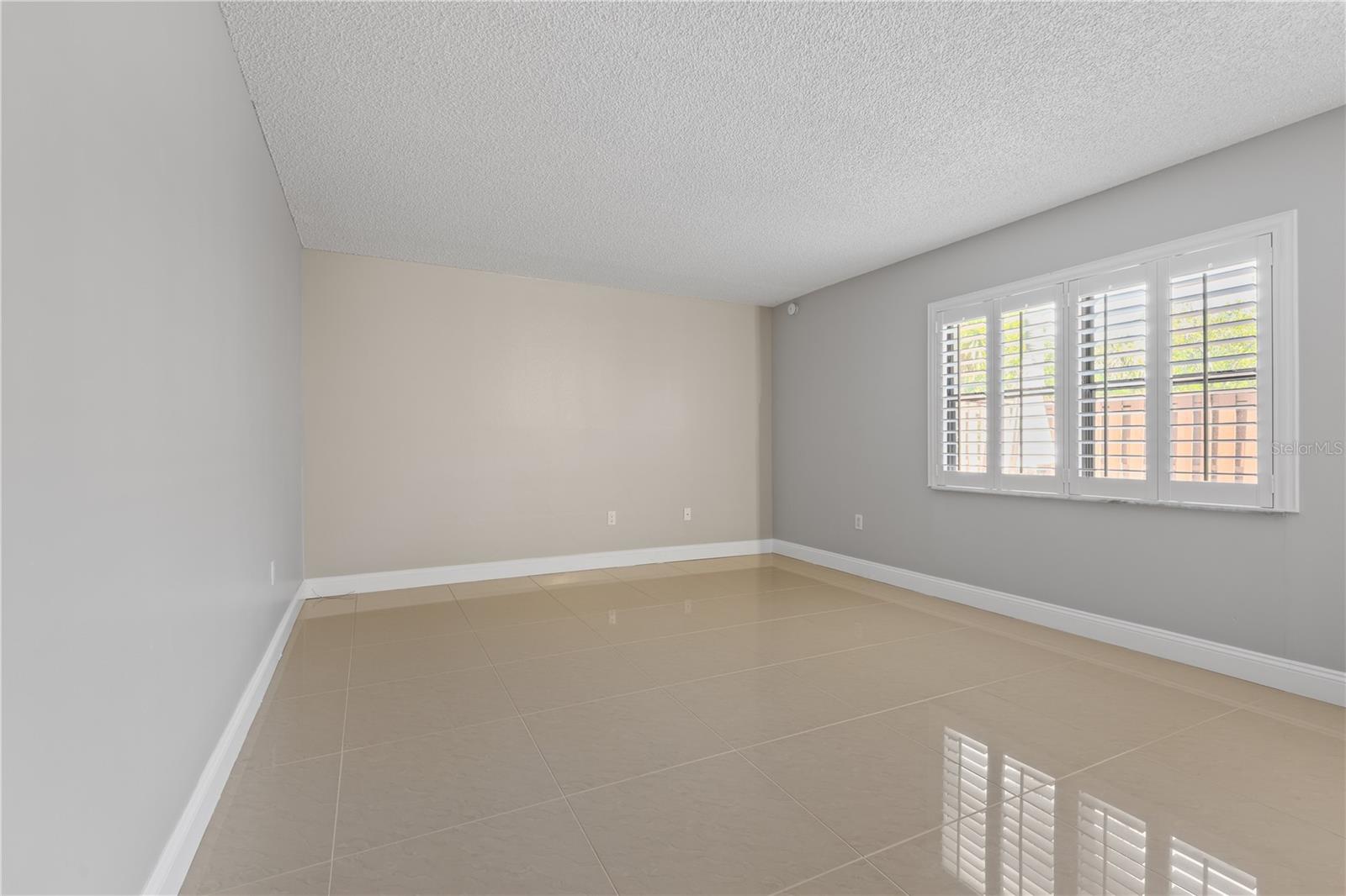 5224 CEDARBEND DRIVE 4