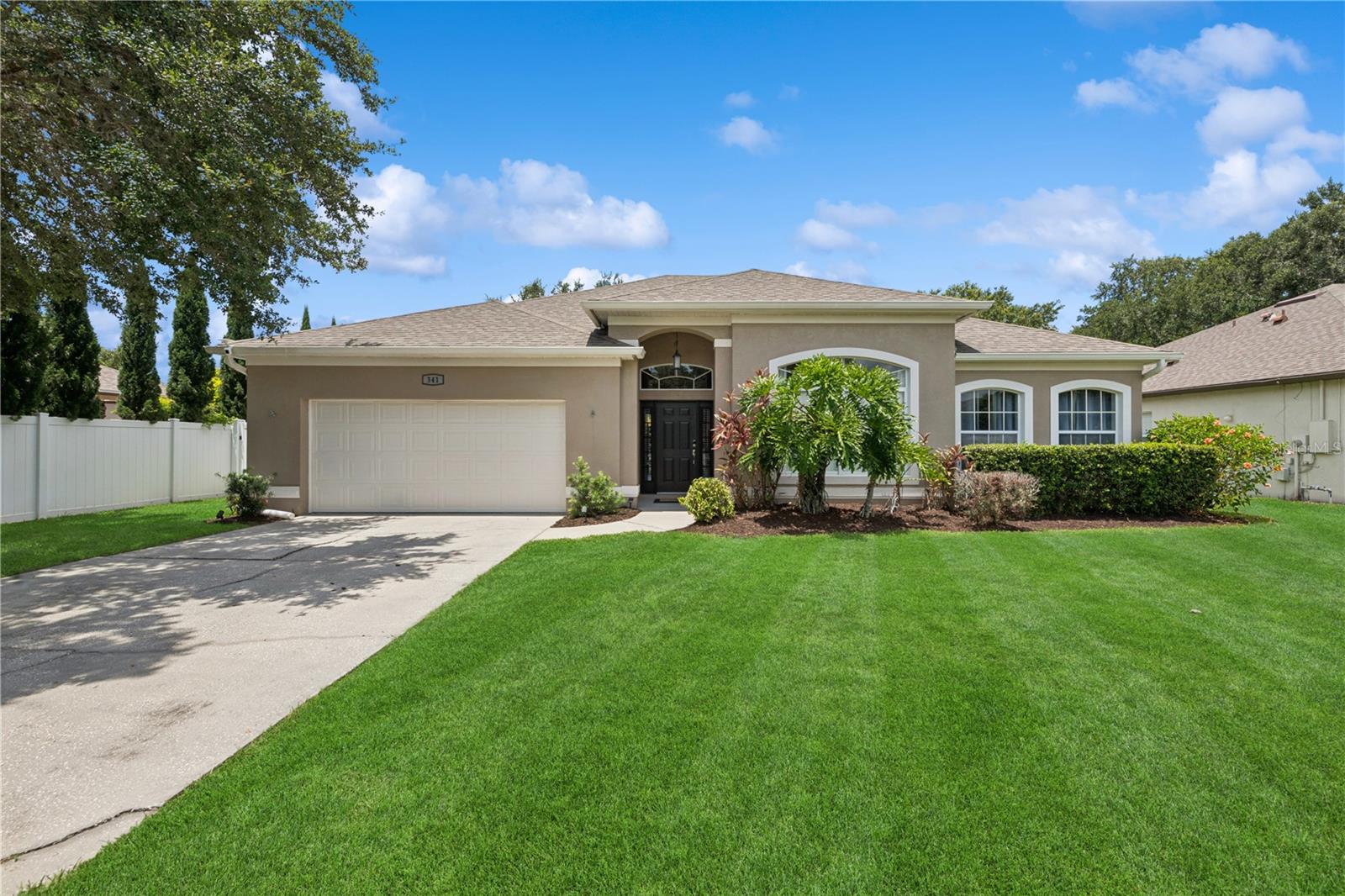 341 LAKE AMBERLEIGH DRIVE
