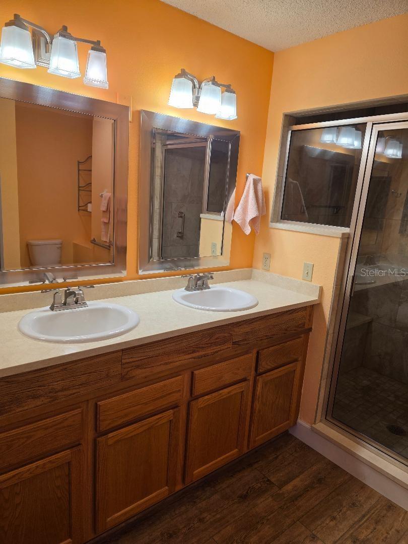 ON TOP OF THE WORLD PH 01 A SEC 01 - Residential