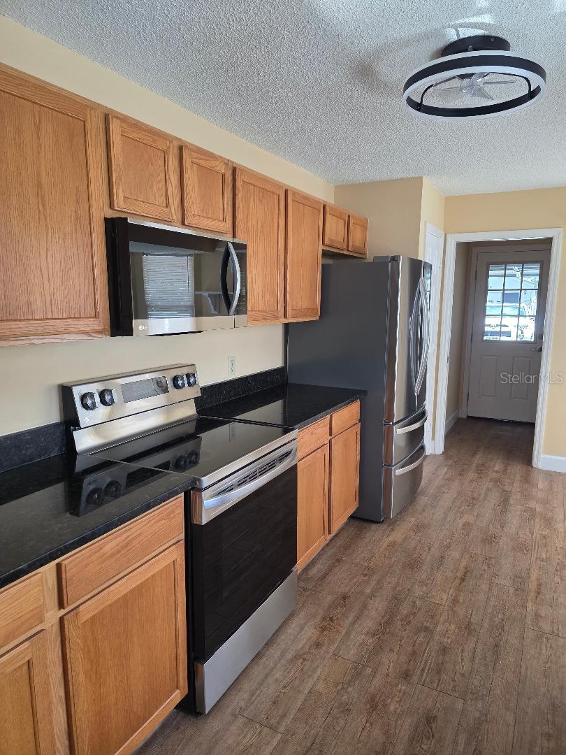 ON TOP OF THE WORLD PH 01 A SEC 01 - Residential