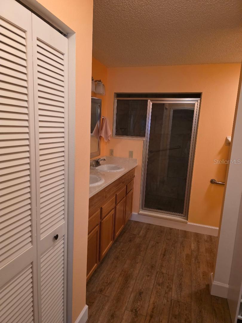 ON TOP OF THE WORLD PH 01 A SEC 01 - Residential